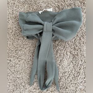 American Threads Ribbed Green Twist Front Tube Knot Cropped Halter Top sz M